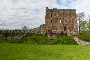 /_PHOTOS/20220425-Norham_Castle/20220425-154427.jpg